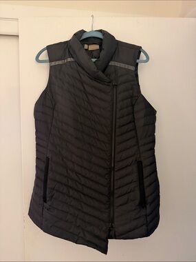Athleta Black Quilted Asymmetric Puffer Vest